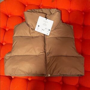 ALO Yoga Toasted Almond Puffer Vest